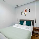Piso Moderno En Barrio De Salamanca 2 Hab 2 Bano